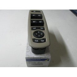 Power Window Switch Panel Fluence Renault 254000015R Power Window Switch Panel Fluence Renault 254000015R