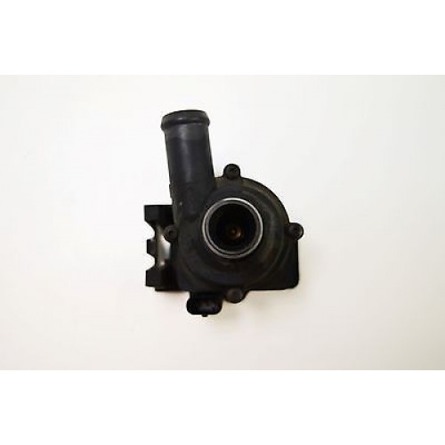 Volkswagen OEM Water Pump 8K0965561A Volkswagen OEM Water Pump 8K0965561A